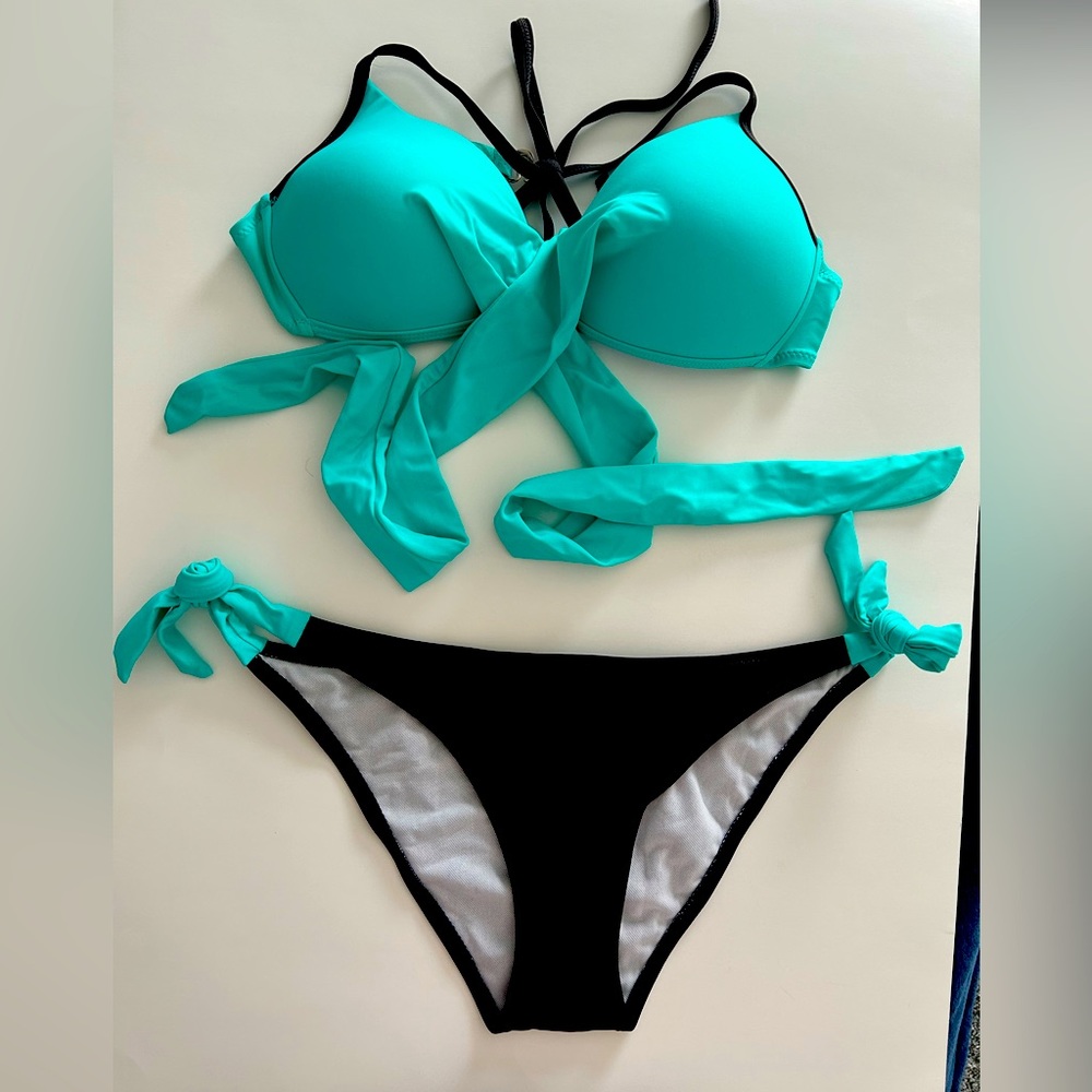 Turquoise and black bikini size large